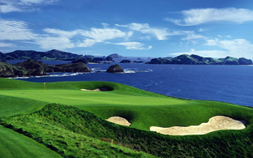 Scenic view from a golf course in Hawaii